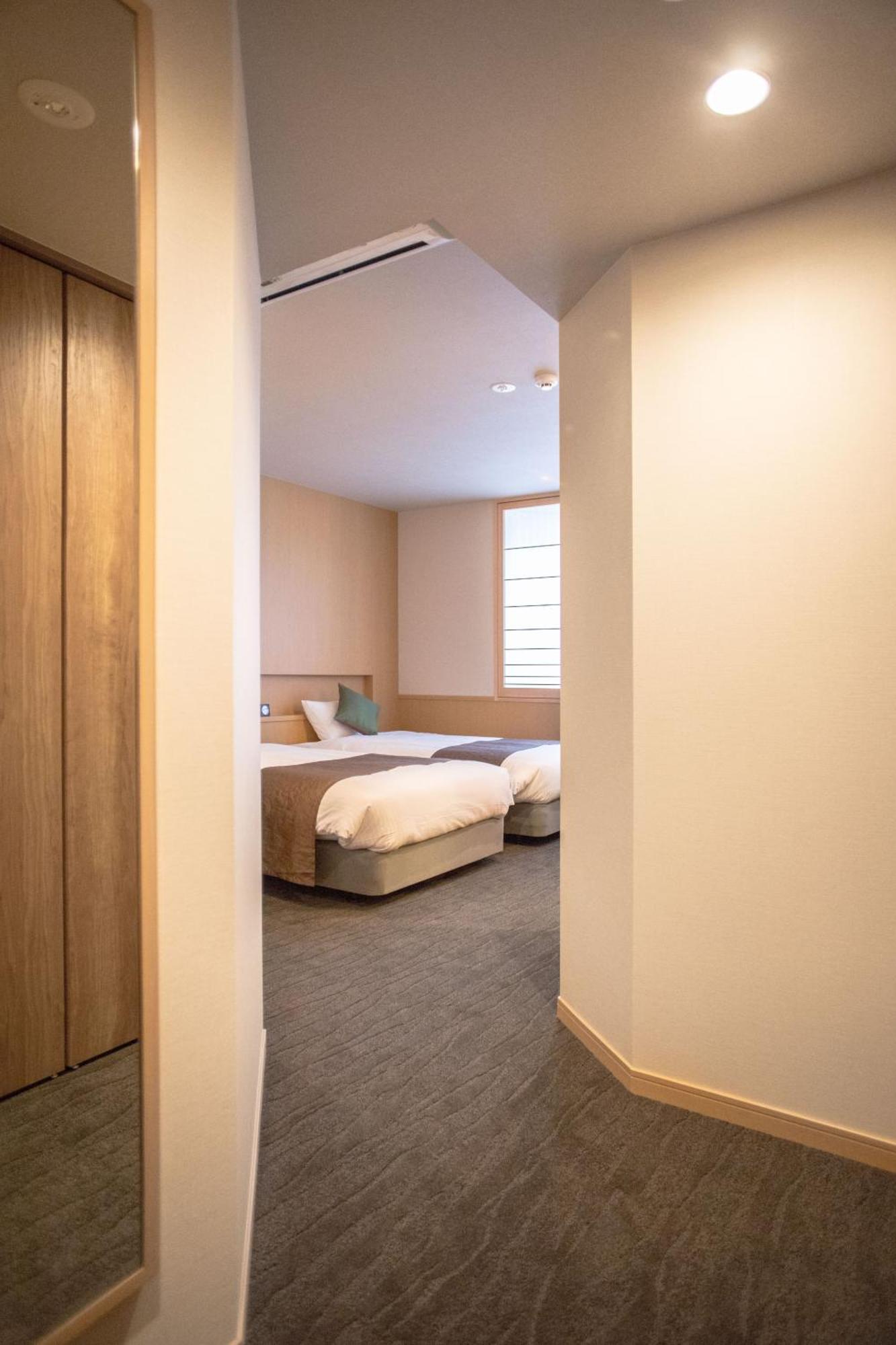 Number 6 Nijo Appartement Kyoto Buitenkant foto